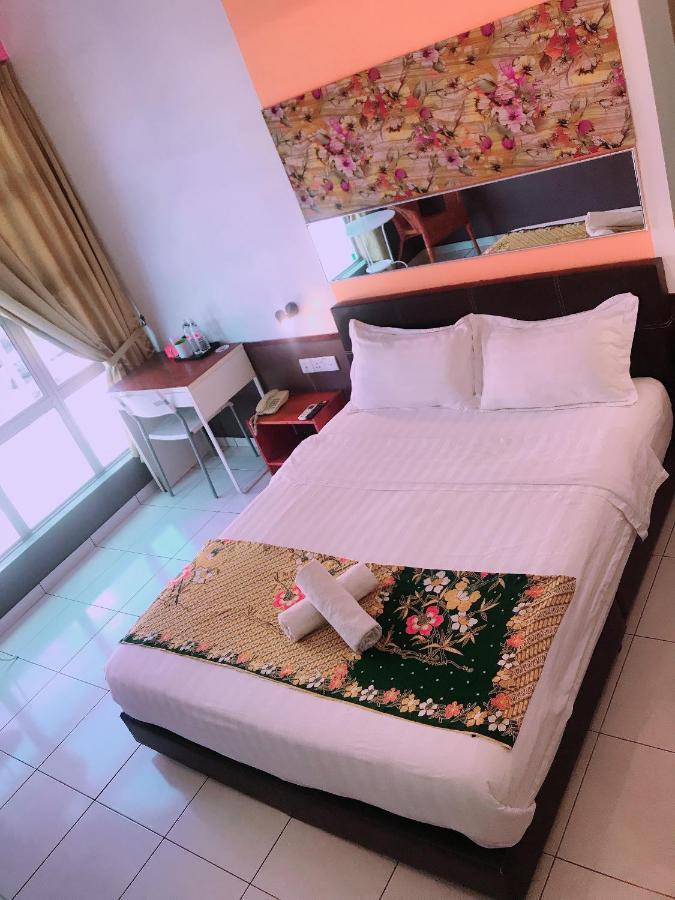 Langit Langi Hotel @ Klia/Klia2 캄풍 뎅킬 외부 사진
